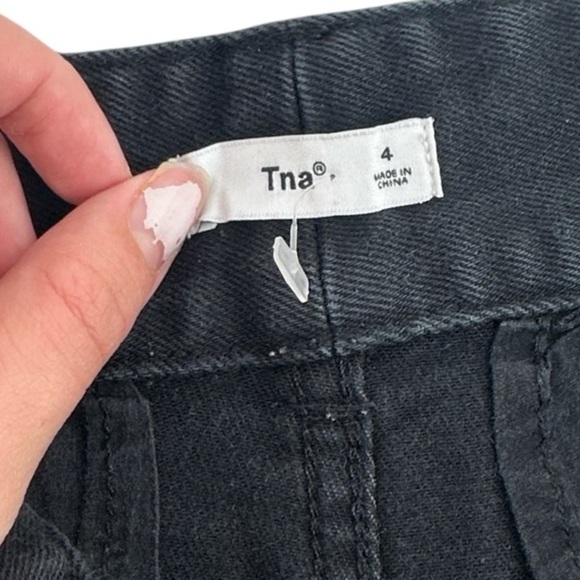 Aritzia TNA the workwear Cargo pant relaxed lounge wear luxury sz 4 - Picture 8 of 9